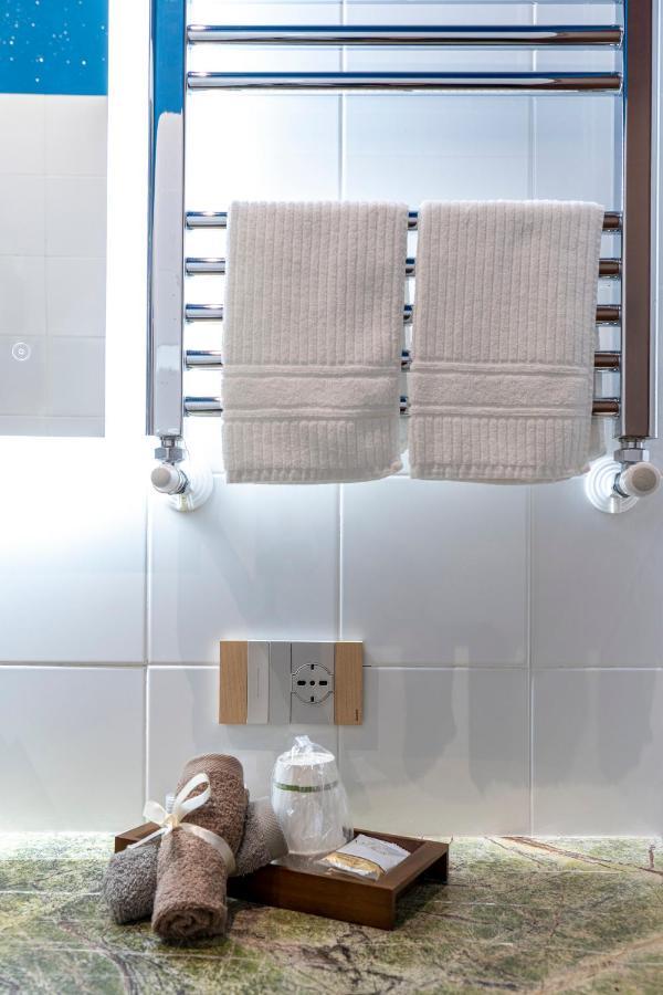 Varese Suites Екстер'єр фото