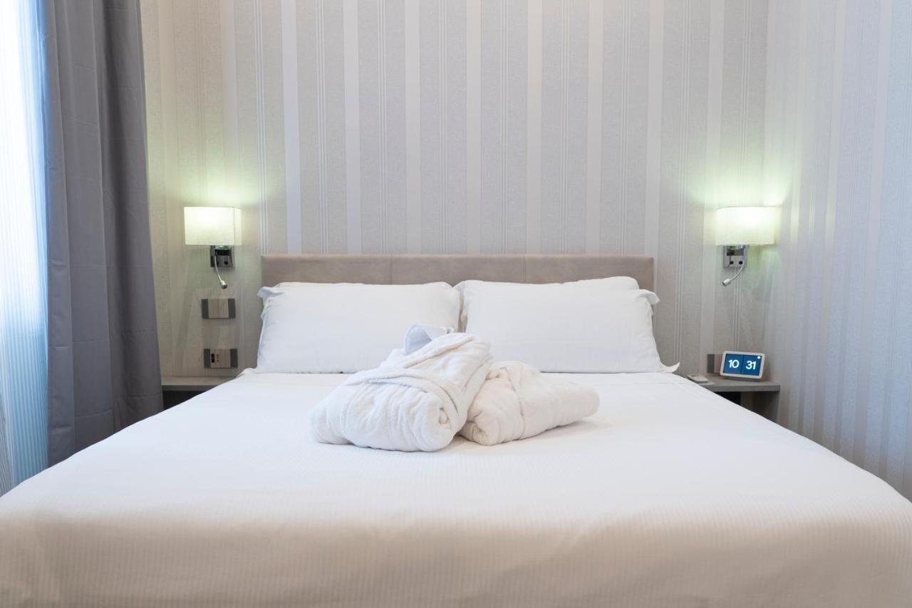 Varese Suites Екстер'єр фото