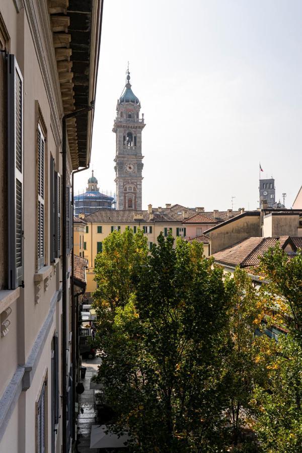 Varese Suites Екстер'єр фото