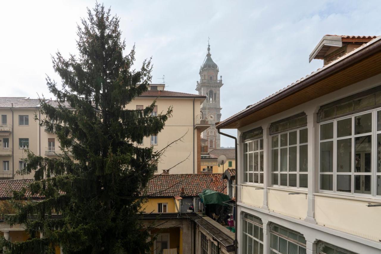 Varese Suites Екстер'єр фото